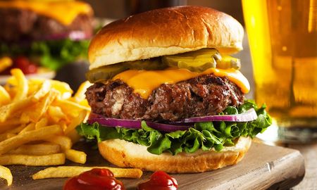 Hamburguesas caseras: receta de un clásico que nunca falla Hamburguesas caseras: receta de un clásico que nunca falla
