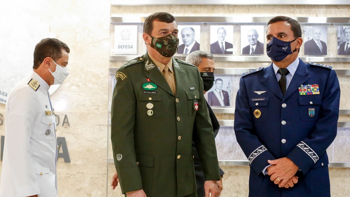 El general Nogueira es uno de los firmantes de la Orden del Día del 31 de marzo en el cual se reivindica el golpe de estado y la dictadura que se instaló durante 21 años, hasta 1985.