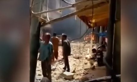 video: se estrello un avion de pakistan con 99 personas a bordo en un barrio residencial video: se estrello un avion de pakistan con 99 personas a bordo en un barrio residencial