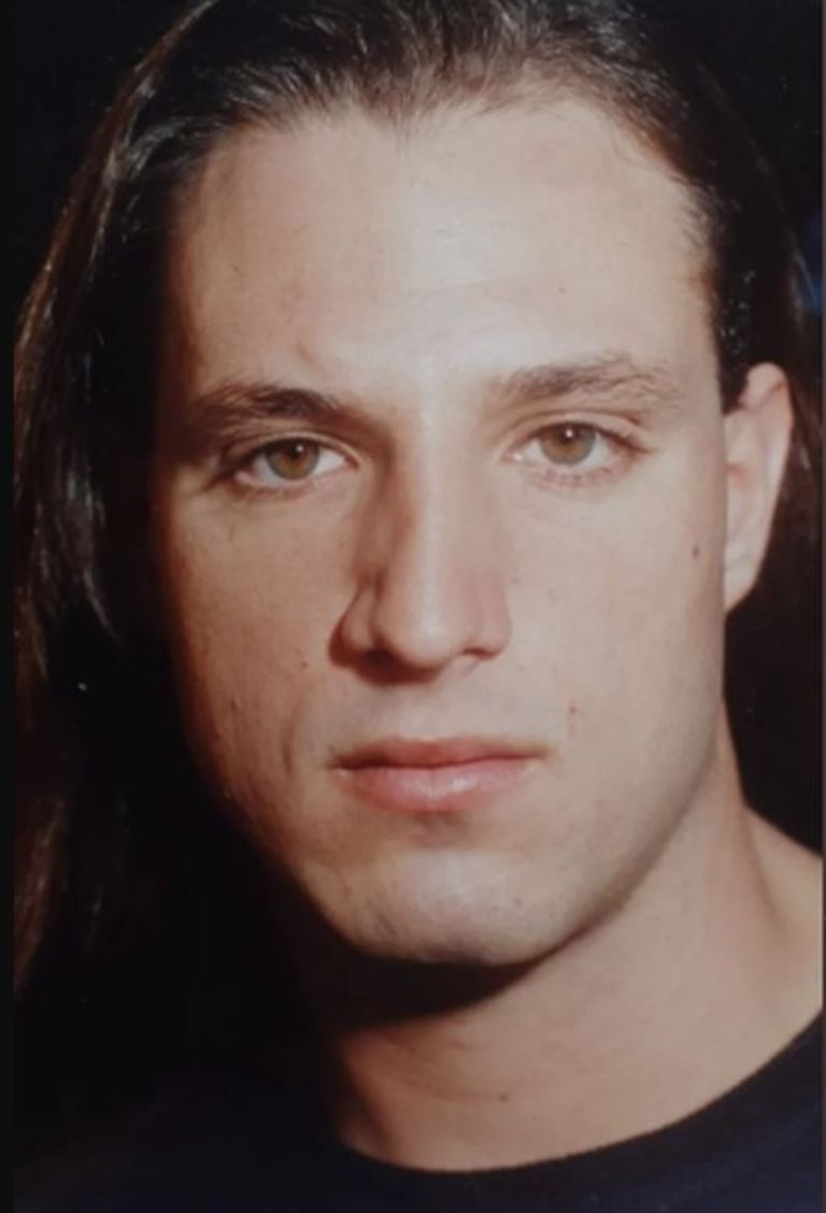 ARIEL ANSALDO EN SU JUVENTUD. TWITTER.