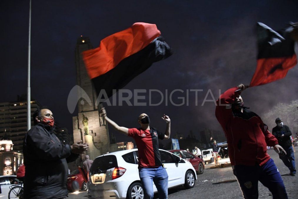 Los hinchas de Newells pidieron por el regreso de Lionel Messi en Rosario