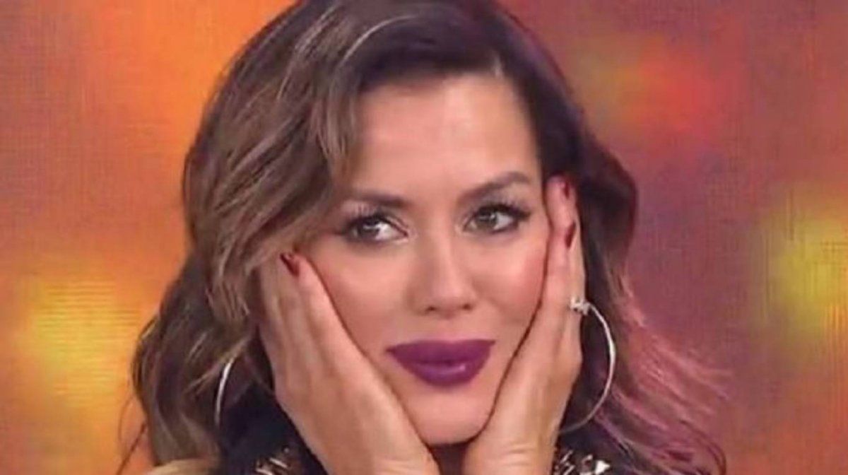 Karina Jelinek está haciendo los trámites en Miami.