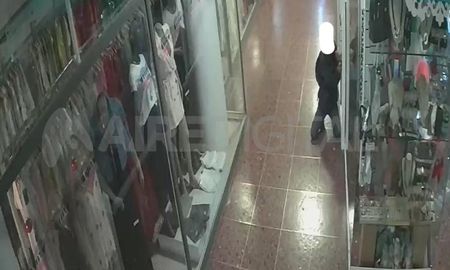 El robo quedó registrado en las cámaras de seguridad El robo quedó registrado en las cámaras de seguridad