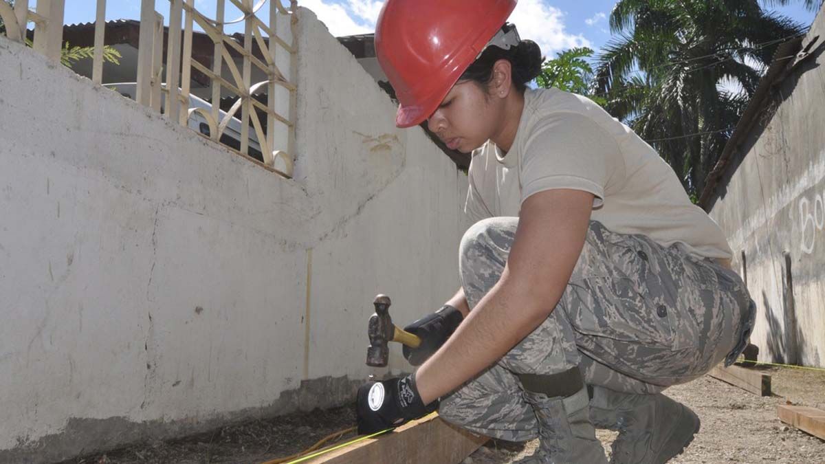 Es tiempo de familiarizar a las chicas con las herramientas desde pequeñas.