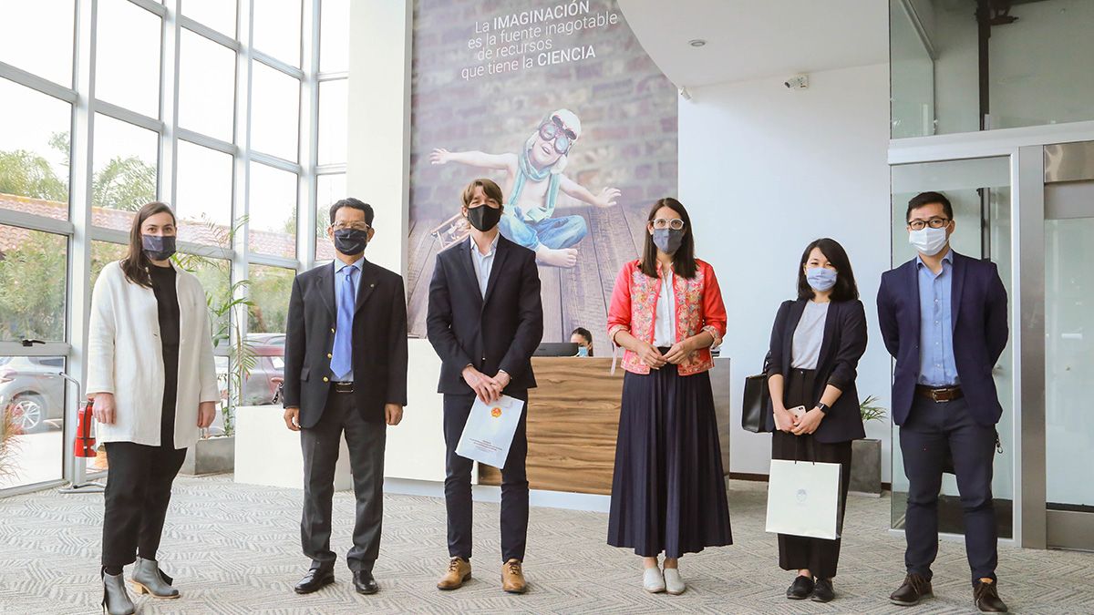 El embajador Thanh Duong Quoc visitó lla firma biotecnológica Terragene ubicada en la localidad santafesina de Alvear.