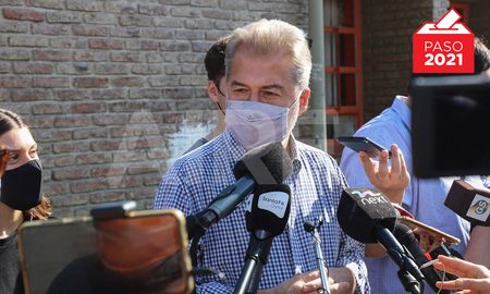 Mirabella indicó que su intención es acompañar al gobernador Omar Perotti a votar y luego se instalará en el local partidario y por la tarde se dirigirá a la ciudad de Rosario, donde esperará los resultados junto con el precandidato a senador nacional, Marcelo Lewandowski.