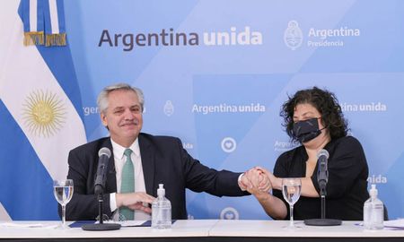 El presidente Alberto Fernández y la ministra de Salud Carla Vizzotti tiene por delante dos años claves para el futuro de la Ley de Salud Mental. El presidente Alberto Fernández y la ministra de Salud Carla Vizzotti tiene por delante dos años claves para el futuro de la Ley de Salud Mental.