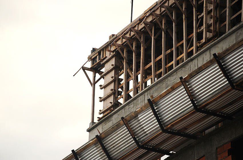 La construcción está casi paralizada por la disparada del dólar y la incertidumbre de la macroeconomía