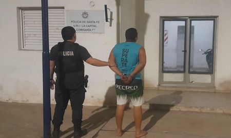 El hombre fue detenido por intento de femicidio. El hombre fue detenido por intento de femicidio.