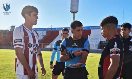 Unión y Colón animan un nuevo Clásico Santafesino en Liga Santafesina de Fútbol. Foto: prensa LSF. Unión y Colón animan un nuevo Clásico Santafesino en Liga Santafesina de Fútbol. Foto: prensa LSF.