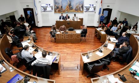 corral no puede pagar los sueldos y obliga al concejo a modificar el presupuesto corral no puede pagar los sueldos y obliga al concejo a modificar el presupuesto