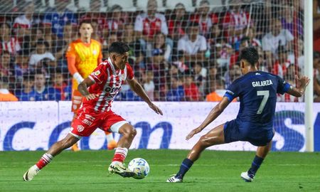 Unión no pudo ante Talleres y perdió 3 a 2 en el 15 de Abril. Unión no pudo ante Talleres y perdió 3 a 2 en el 15 de Abril.