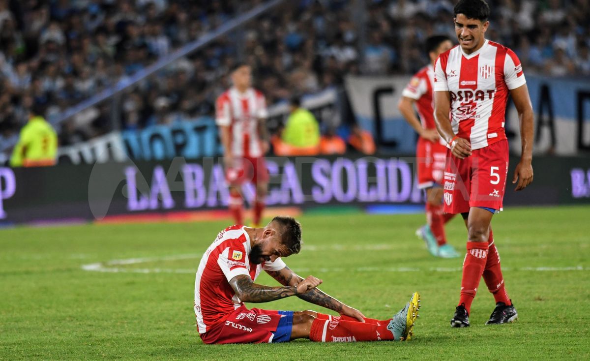 Miguel Torrén salió lesionado a los 16 minutos del segundo tiempo contra Racing. Miguel Torrén salió lesionado a los 16 minutos del segundo tiempo contra Racing.