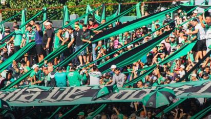 Una hincha nació con las iniciales de su club en el DNI: la pasión por un equipo no solo se lleva en la piel