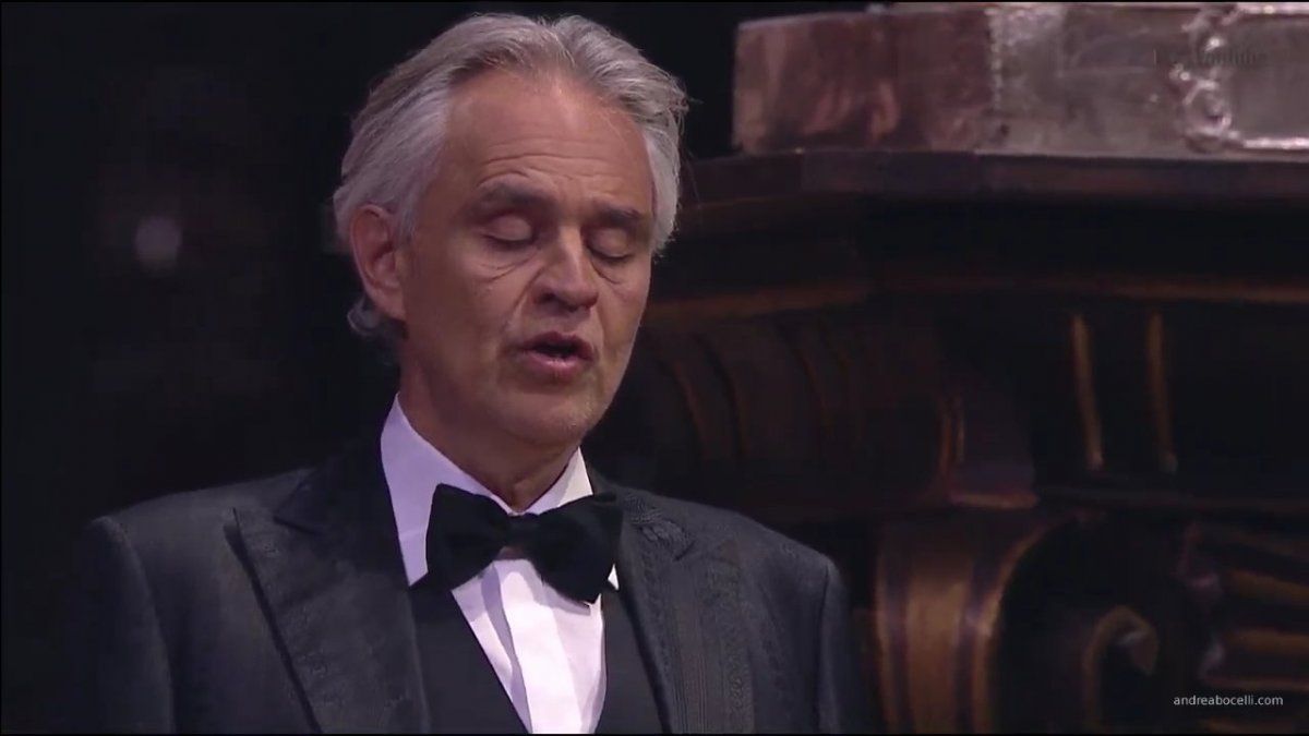 Andrea Bocelli desde Mil&aacute;n