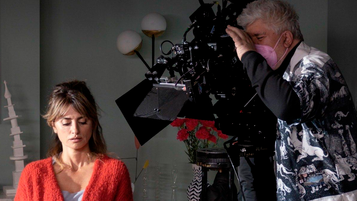 Será el primer film de Almodóvar que no se verá en cines de América Latina.