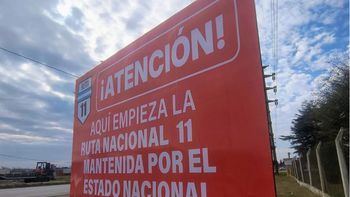 Santa Fe apuntó contra Nación por el abandono de las rutas y colocó carteles gigantes