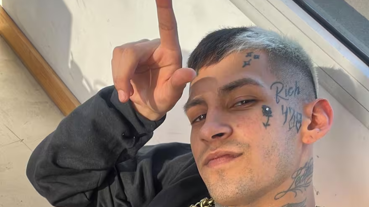 L-Gante enfrenta una denuncia por correr supuestas picadas con su auto.