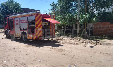 Incendio en una casa del sudoeste de la ciudad: una familia perdió todo y piden ayuda. Incendio en una casa del sudoeste de la ciudad: una familia perdió todo y piden ayuda.