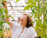 La investigadora Raquel Chan recibió el premio internacional L’Oréal-UNESCO “Por las Mujeres en la Ciencia” y aseguró que el reconocimiento también pone en valor a la ciencia argentina. La investigadora Raquel Chan recibió el premio internacional L’Oréal-UNESCO “Por las Mujeres en la Ciencia” y aseguró que el reconocimiento también pone en valor a la ciencia argentina.