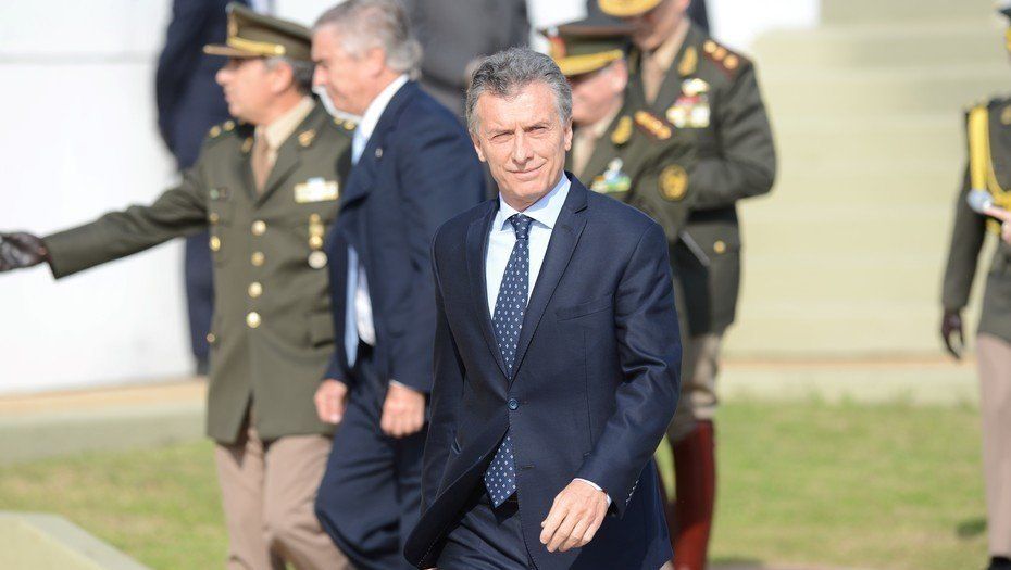 Lanzan plan de reforma de las Fuerzas Armadas