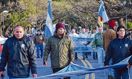 el desfile civico sera la atraccion de la fecha patria el desfile civico sera la atraccion de la fecha patria
