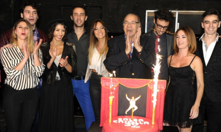 Enrique Pinti estrenó Salsa Criolla en el teatro en 1985 y fue un éxito por décadas. Enrique Pinti estrenó Salsa Criolla en el teatro en 1985 y fue un éxito por décadas.
