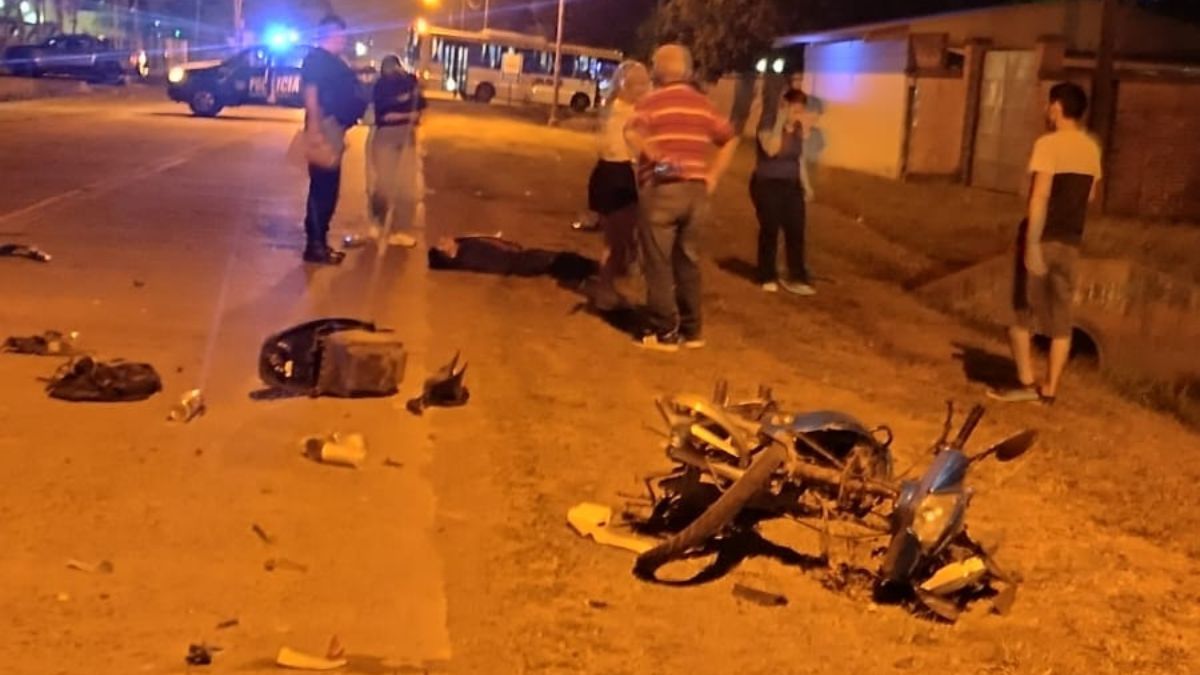 Un violento accidente de tránsito ocurrido el sábado por la noche dejó a un joven de 24 años con heridas de gravedad