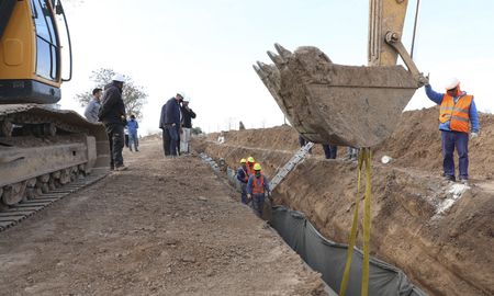 Este viernes se licitó la obra del acueducto San Javier. El proyecto beneficiará a 100 mil santafesinos de 49 localidades. Este viernes se licitó la obra del acueducto San Javier. El proyecto beneficiará a 100 mil santafesinos de 49 localidades.
