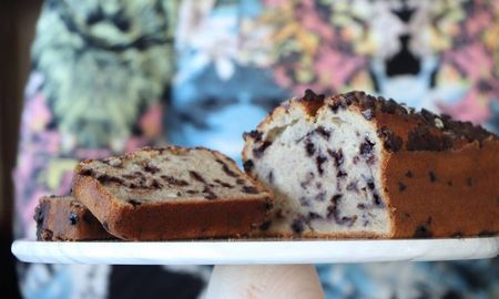 Suave y esponjoso: tomá nota para hacer el budín de banan y chips de chocolate como Claudia Villafañe. Suave y esponjoso: tomá nota para hacer el budín de banan y chips de chocolate como Claudia Villafañe.