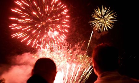 Empresas de fuegos artificiales presentaron un recurso para que no rija la Pirotecnia Cero