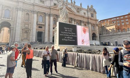 Aire de Santa Fe | Plaza San Pedro Vaticano 4.jpeg