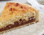 Tarta de coco y dulce de leche: la receta para hacer uno de los mejores postres con pocos ingredientes Tarta de coco y dulce de leche: la receta para hacer uno de los mejores postres con pocos ingredientes