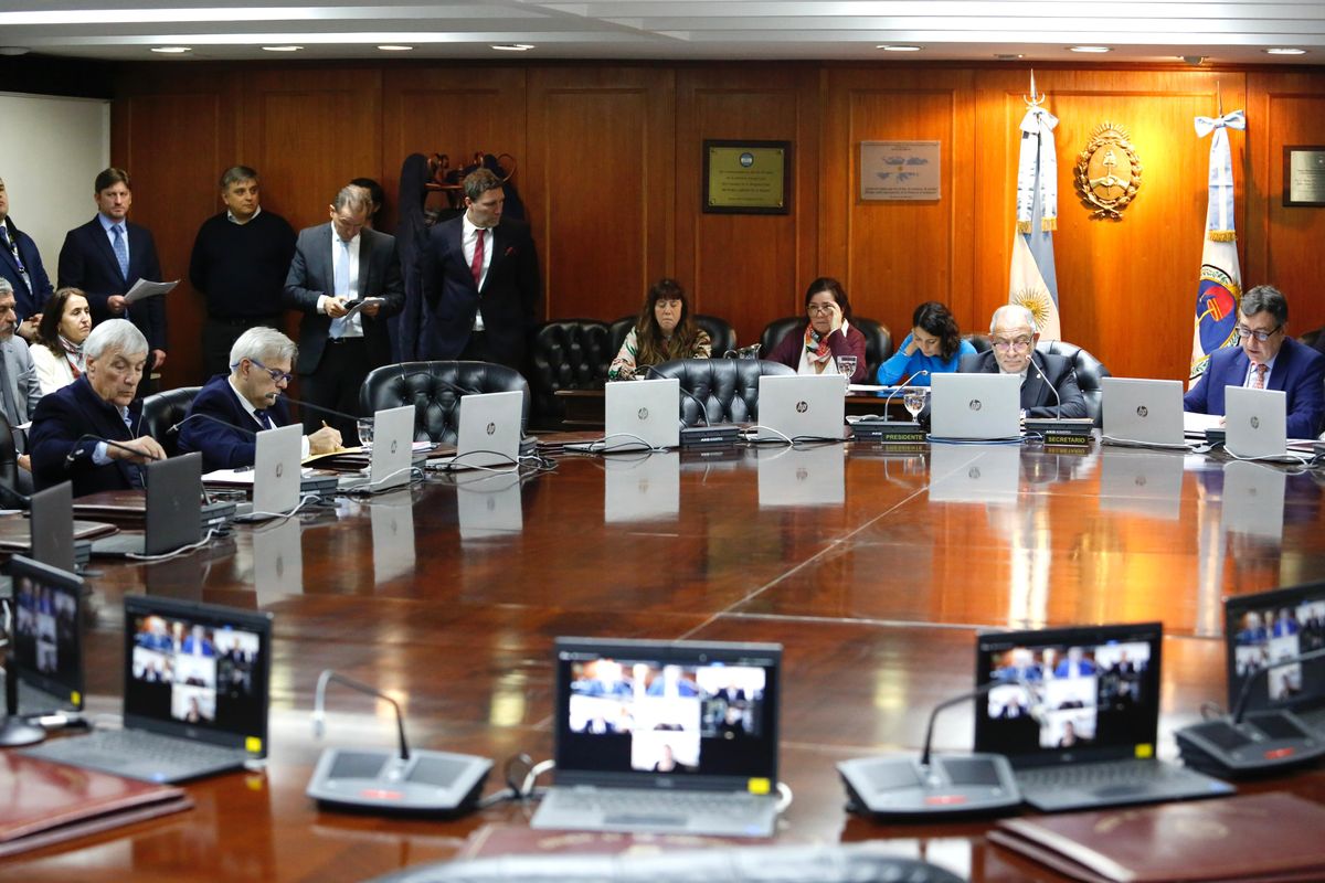 Se rechazaron las múltiples y disimiles explicaciones que el juez Poderti ensayó para desligarse de la imputación dirigida.