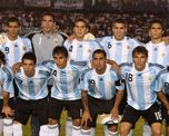 Jugó en Colón, Maradona lo llevó al Mundial 2010 y ahora dirigirá en el ascenso Jugó en Colón, Maradona lo llevó al Mundial 2010 y ahora dirigirá en el ascenso