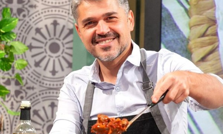 Juan Ferrara se fue de mala manera de Cocineros Argentinos tras 15 años en la pantalla: el motivo Juan Ferrara se fue de mala manera de Cocineros Argentinos tras 15 años en la pantalla: el motivo