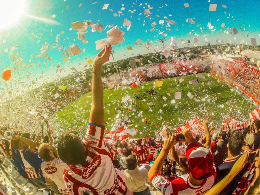 Copyright: Tití Nicola.