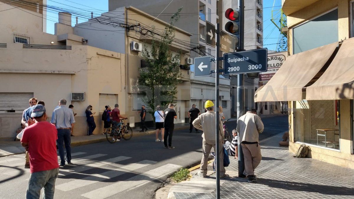 El origen de la fuga de gas estuvo en la avería de un caño madre. Los edificios contiguos a la construcción fueron evacuados.&nbsp;