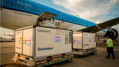 El primero de los envíos, que traerá 1.440.000 dosis, aterrizará este viernes a las 19:10 en el Aeropuerto Internacional de Ezeiza.&nbsp;