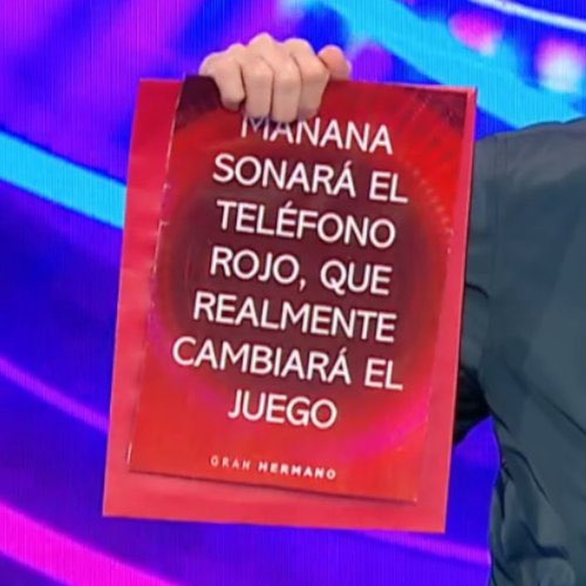 Santiago del Moro confirmó que volverá a sonar el teléfono rojo en Gran Hermano. Santiago del Moro confirmó que volverá a sonar el teléfono rojo en Gran Hermano.