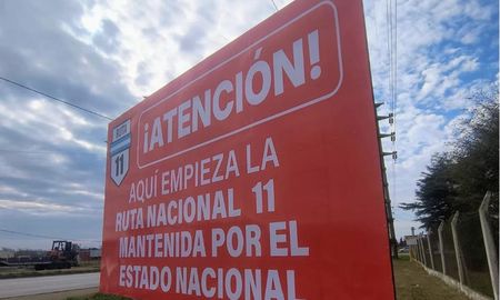 Sorpresa por la colocación de carteles en rutas nacionales que pasan por Santa Fe. Sorpresa por la colocación de carteles en rutas nacionales que pasan por Santa Fe.
