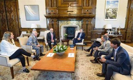 macri prefirio tener la tv apagada durante los disturbios macri prefirio tener la tv apagada durante los disturbios