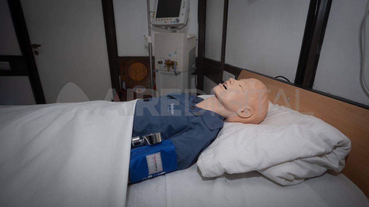 El hospital Alassia cuenta con una sala de simulación pediátrica modelo, que contribuye a la formación académica de miles de estudiantes de Medicina. El hospital Alassia cuenta con una sala de simulación pediátrica modelo, que contribuye a la formación académica de miles de estudiantes de Medicina.