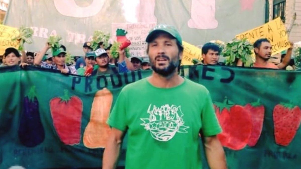 El presidente del Mercado Central, Nahuel Levaggi, dijo que se ejecutará "a través de una compra a término para incentivar el aumento de producción de papa, tomate y cebolla, hortalizas de mayor consumo, y que haya mayor oferta y los precios no se disparen".