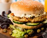 Hamburguesas de pescado, by Maru Botana.