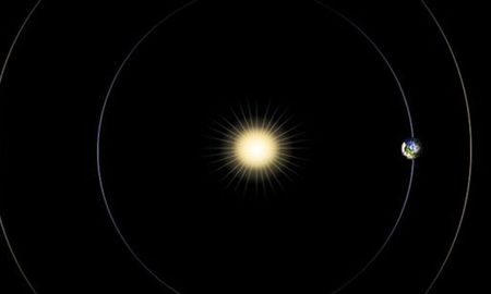 La Nasa dejó de enviar órdenes a sus misiones a Marte durante las próximas semanas, debido a que la Tierra y el Planeta Rojo estarán en lados opuestos del Sol. La Nasa dejó de enviar órdenes a sus misiones a Marte durante las próximas semanas, debido a que la Tierra y el Planeta Rojo estarán en lados opuestos del Sol.