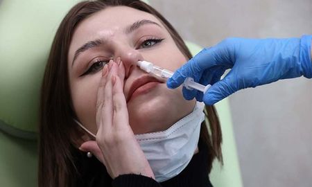 En diciembre pasado, el Instituto Gamaleya había informado que sacaría al mercado su vacuna de administración nasal contra el covid-19 en el primer trimestre de 2022 En diciembre pasado, el Instituto Gamaleya había informado que sacaría al mercado su vacuna de administración nasal contra el covid-19 en el primer trimestre de 2022