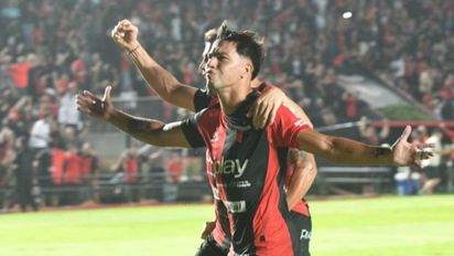 Colón ganó con gol de Nacho Lago, sumó el tercer triunfo al hilo y es el único líder de la Zona A