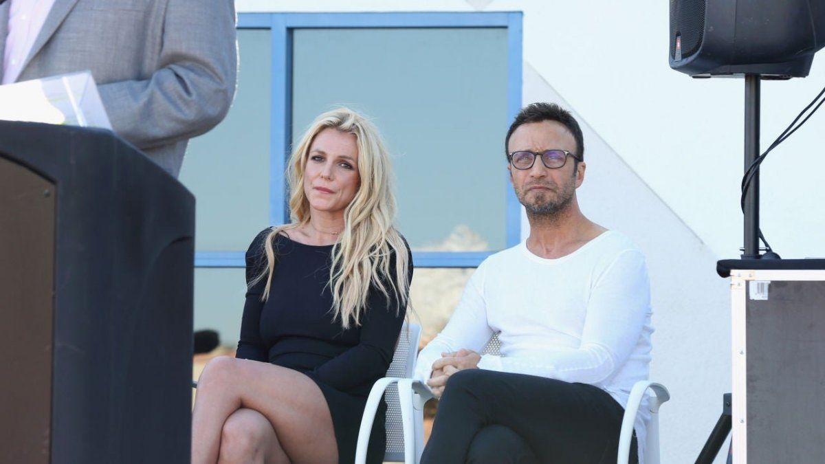 Renunci&oacute; el manager de Britney Spears tras 25 a&ntilde;os.