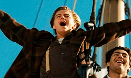 Cuando se lo comentó a Leonardo DiCaprio, el actor no quiso decirlo, ya que creía que no eran las palabras adecuadas para cerrar la escena, pero lo cierto es que finalmente lo hizo y que se convirtió en una de las frases más importantes de “Titanic” Cuando se lo comentó a Leonardo DiCaprio, el actor no quiso decirlo, ya que creía que no eran las palabras adecuadas para cerrar la escena, pero lo cierto es que finalmente lo hizo y que se convirtió en una de las frases más importantes de “Titanic”